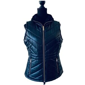 New Calvin Klein Quilted Vest Size Small Black Gold Zip Faux Fur Collar  NWT